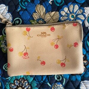 Coach Small Watercolor Cherry Print Wristlet /Wallet Leather Vinrage 7x4